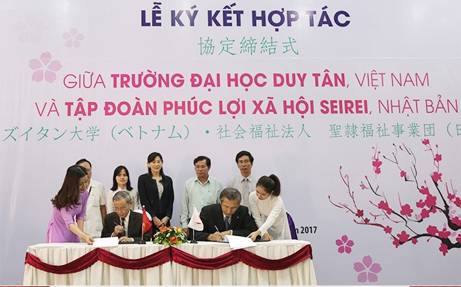Ngành Điều dưỡng Duy Tân với học bổng 'Xuất ngoại' - ảnh 1