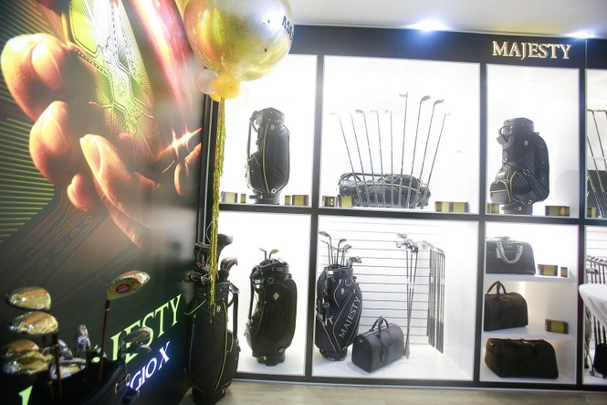 Gậy golf hạng sang Majesty đã có mặt tại Việt Nam - ảnh 2