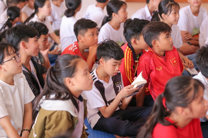 Hành trình Từ Trái Tim: Nơi nghèo nhất cần tri thức để làm giàu - ảnh 6