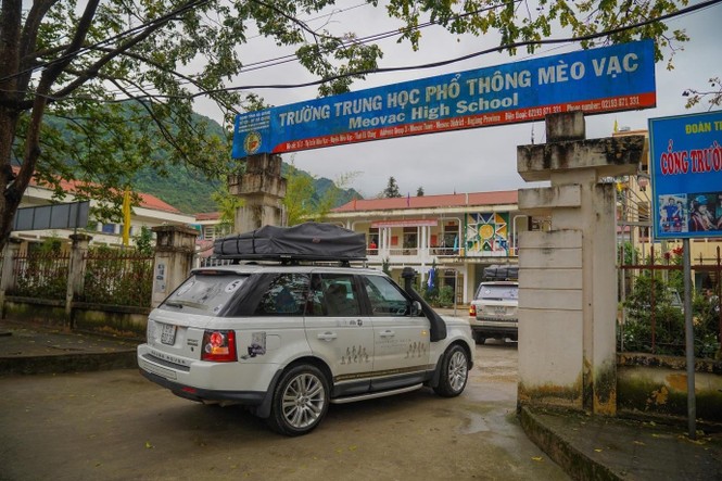 Hành trình từ trái tim: Mèo Vạc - Ước mơ Sư phạm của cô bé người Mông - ảnh 1
