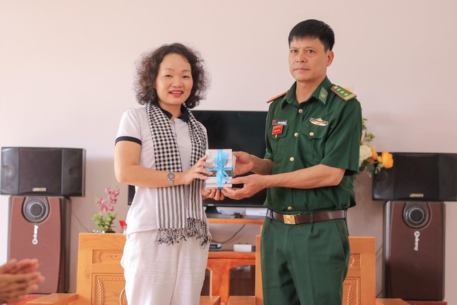 Hành trình từ trái tim: Hành trình cùng Đồn Biên phòng Cô Ba - ảnh 3