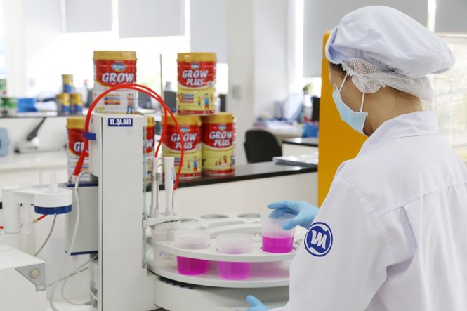 Sữa nước và sữa bột trẻ em của Vinamilk dẫn đầu thị trường - ảnh 1