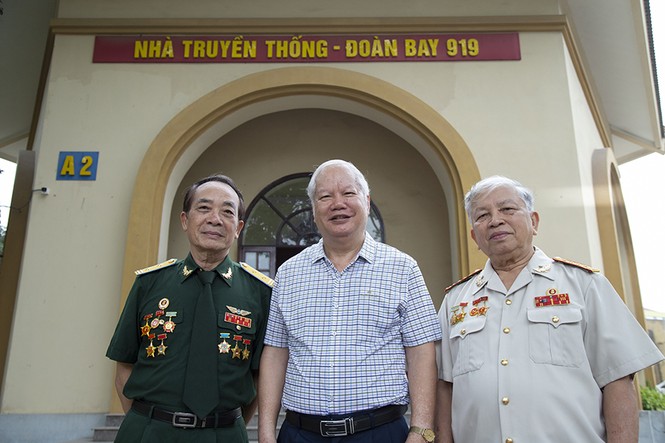 Người lính bộ binh chinh phục bầu trời - ảnh 3