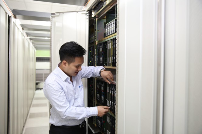Chuyển mạng giữ số: Sau 6 tháng, VinaPhone vẫn dẫn đầu - ảnh 1