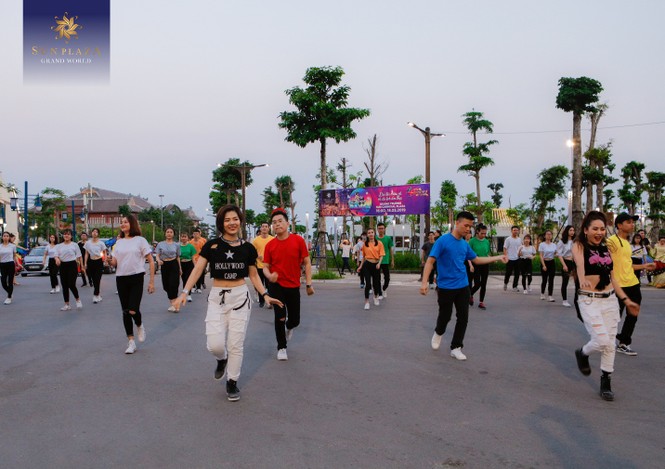 Hạ Long chơi lớn với Sun Dance Festival, du khách có trầm trồ? - ảnh 2