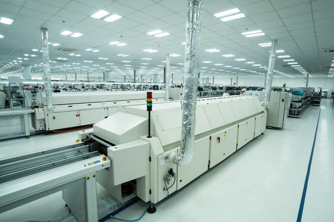 Vingroup động thổ nhà máy điện thoại thông minh công suất 125 triệu máy/năm - ảnh 1