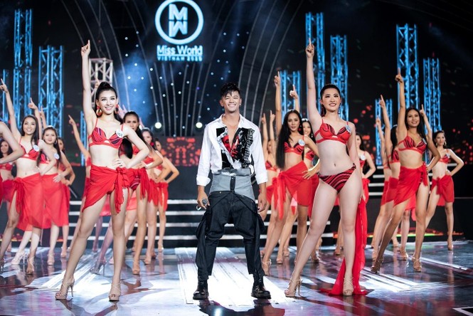 Phần trình diễn bikini hấp dẫn trong đêm chung khảo phía Bắc Miss World Vietnam - ảnh 3