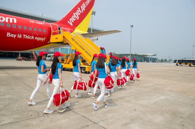 Thí sinh Miss World Vietnam 2019 rạng rỡ, đổ bộ Đà Nẵng chuẩn bị cho vòng chung - ảnh 8