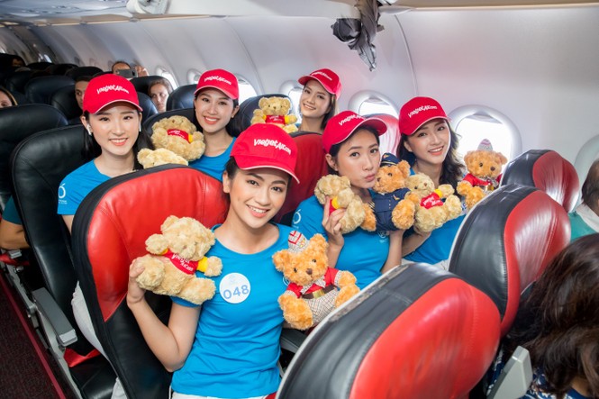 Thí sinh Miss World Vietnam 2019 rạng rỡ, đổ bộ Đà Nẵng chuẩn bị cho vòng chung - ảnh 11