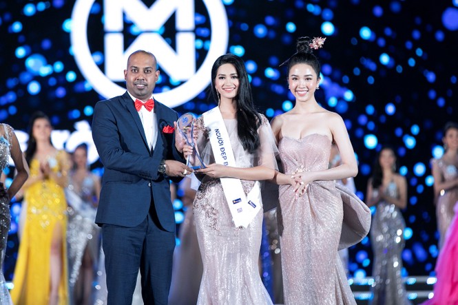 Hoa hậu Đỗ Mỹ Linh, Tiểu Vy lộng lẫy trên sân khấu Chung kết Miss World VN - ảnh 9