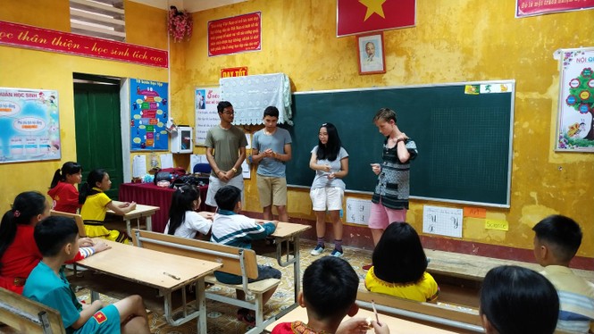 Nữ tỷ phú Việt và cuộc trò chuyện cùng đoàn học sinh trường hoàng gia thế giới - ảnh 4