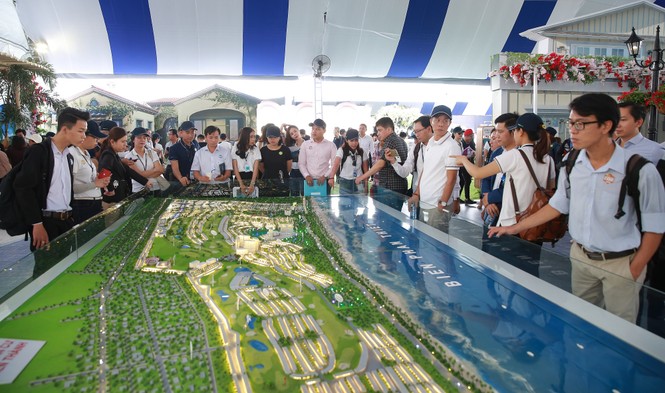 Khó lý giải sức hút trong 2 ngày đầu diễn ra Novaland Expo? - ảnh 1