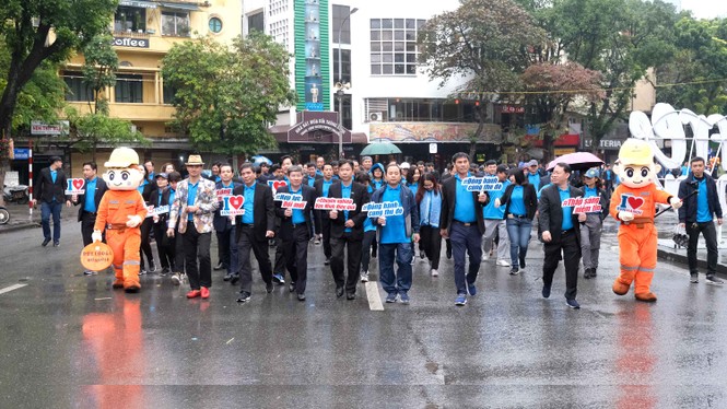 65 năm - EVNHANOI đồng hành cùng Thủ đô - ảnh 3