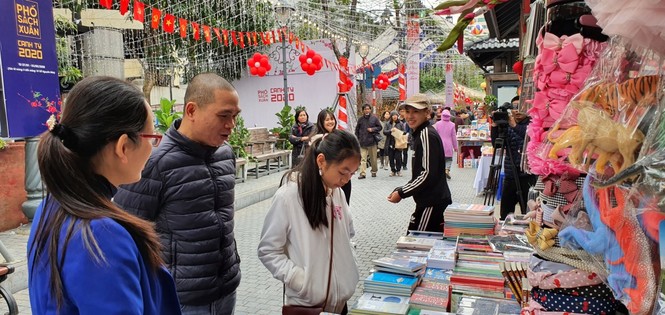 Vui xuân Canh Tý, nhận ngay lì xì tại hệ thống Nhà sách Tiền Phong - ảnh 1