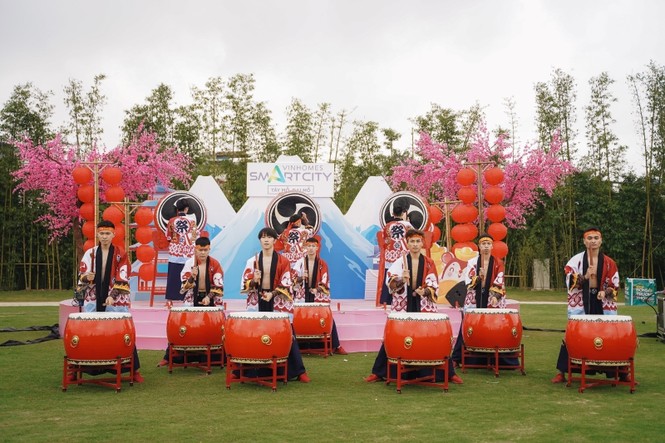 Bắt gặp nhóm bạn thân hotgirl của An Japan tại xứ sở anh đào giữa lòng Hà Nội - ảnh 7
