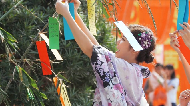 Bắt gặp nhóm bạn thân hotgirl của An Japan tại xứ sở anh đào giữa lòng Hà Nội - ảnh 8