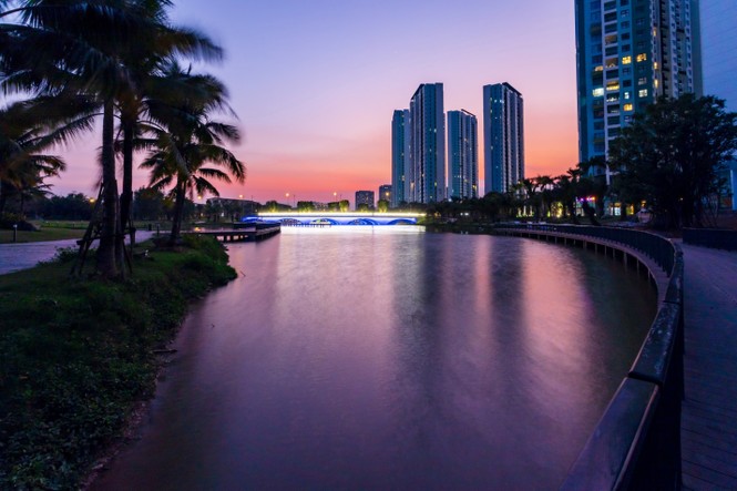 Mục sở thị những cây cầu đẹp như tranh trong lòng thành phố xanh Ecopark - ảnh 14 Mục sở thị những cây cầu đẹp như tranh trong lòng thành phố xanh Ecopark - ảnh 14