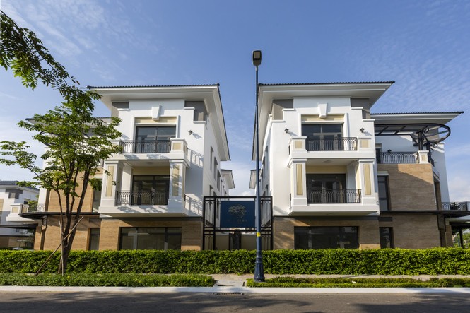 Trao giải Top 50 DN tăng trưởng xuất sắc, Top 10 chủ đầu tư bất động sản uy tín Việt Nam - ảnh 4 Trao giải Top 50 DN tăng trưởng xuất sắc, Top 10 chủ đầu tư bất động sản uy tín Việt Nam - ảnh 4