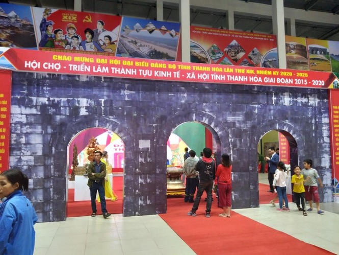 Hội chợ - Triển lãm thành tựu kinh tế - xã hội tỉnh Thanh Hoá - ảnh 1