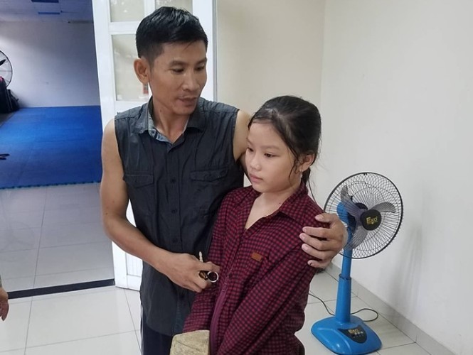 Hai cha con chui vào ống cống trú mưa bị nước cuốn trôi - ảnh 2