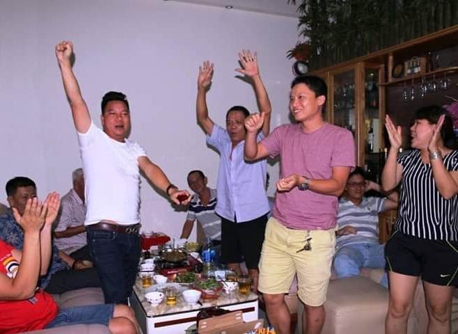 Bố tiền đạo Anh Đức: Bàn thắng của Việt Nam đáp trả sự thô bạo của Thái lan - ảnh 2
