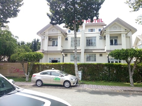 Một người chết trong KS nhóm giết người đúc bê tông ở, bảo vệ dọa ‘xử’ PV - ảnh 1