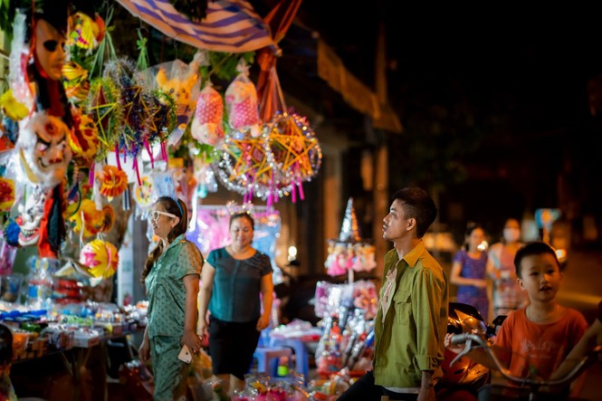 “Trung thu nhất định ba sẽ về” - bộ ảnh của nhiếp ảnh gia 9x đã lấy đi nước mắt người xem - ảnh 10