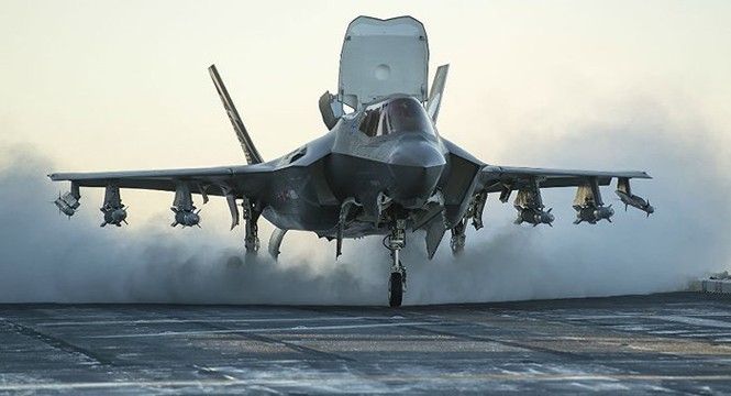 Nhật Bản đặt mua 40 tiêm kích F-35B Lightning II - ảnh 3