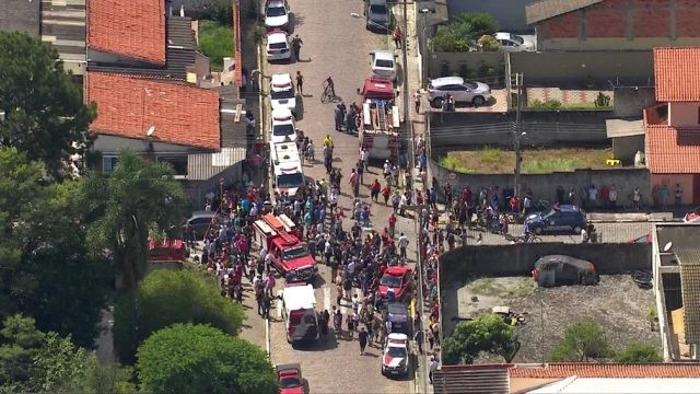 Xả súng ở trường học Brazil, 25 người thương vong - ảnh 1