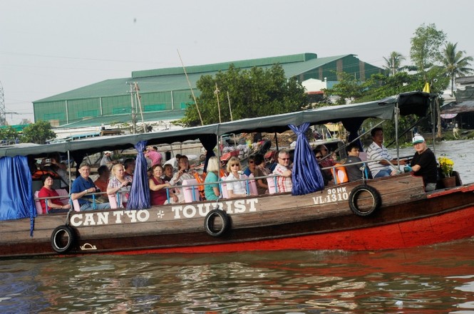 Thực hiện đề án bảo tồn và phát triển chợ nổi Cái Răng cần cẩn trọng - ảnh 2