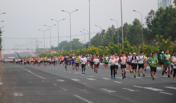 Hơn 4.000 vận động viên tham gia giải chạy Marathon tại Hậu Giang - ảnh 2