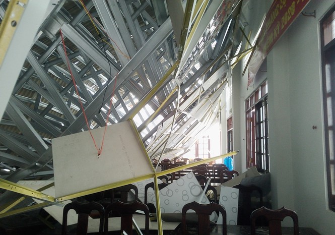 Vụ sập hội trường thị trấn, chuẩn bị đại hội chi bộ thì hội trường sập - ảnh 2