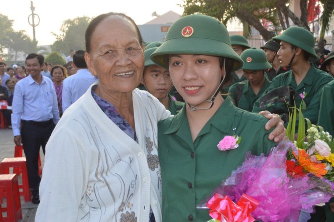Hàng nghìn thanh niên ĐBSCL háo hức lên đường nhập ngũ - ảnh 3