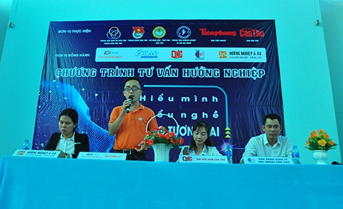 Chọn trường công hay trường tư? - ảnh 1