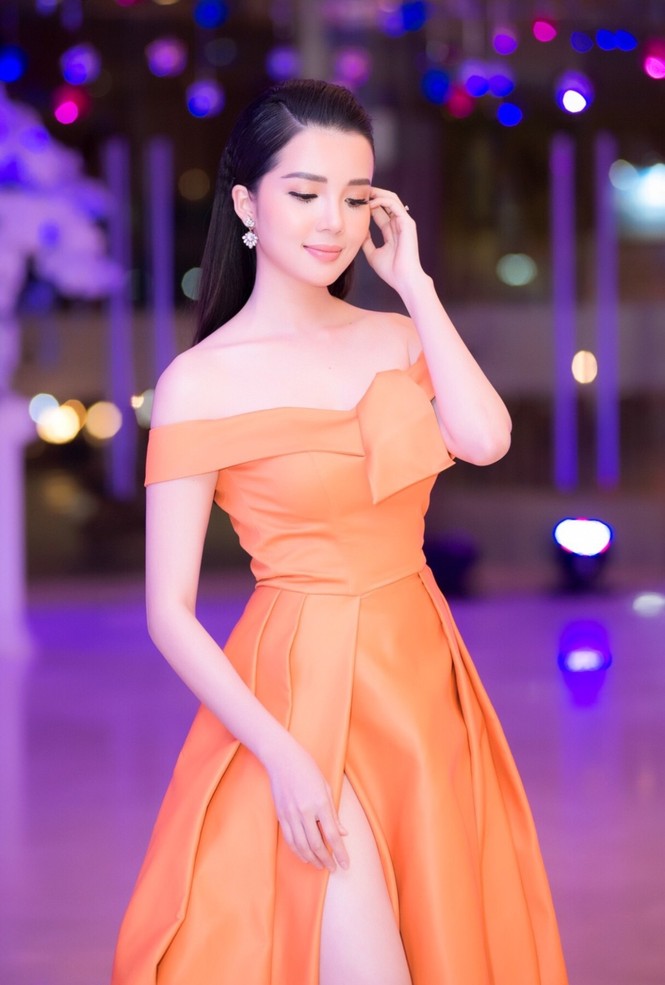 Hoa Khôi Huỳnh Thúy Vi rạng rỡ làm giám khảo idols - ảnh 6
