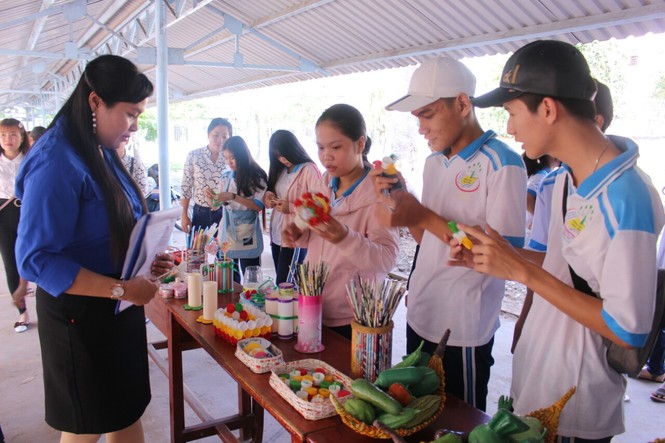 Vĩnh Long ra quân chiến dịch tình nguyện hè - ảnh 3