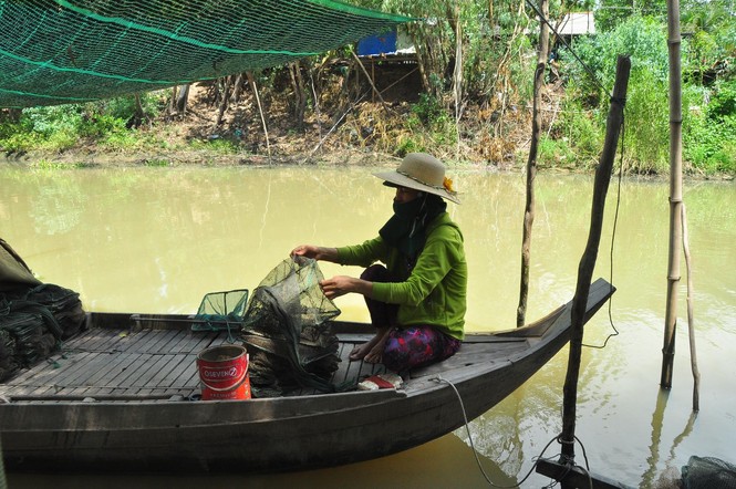 Đầu nguồn lũ, nước trong xanh lạ thường - ảnh 5