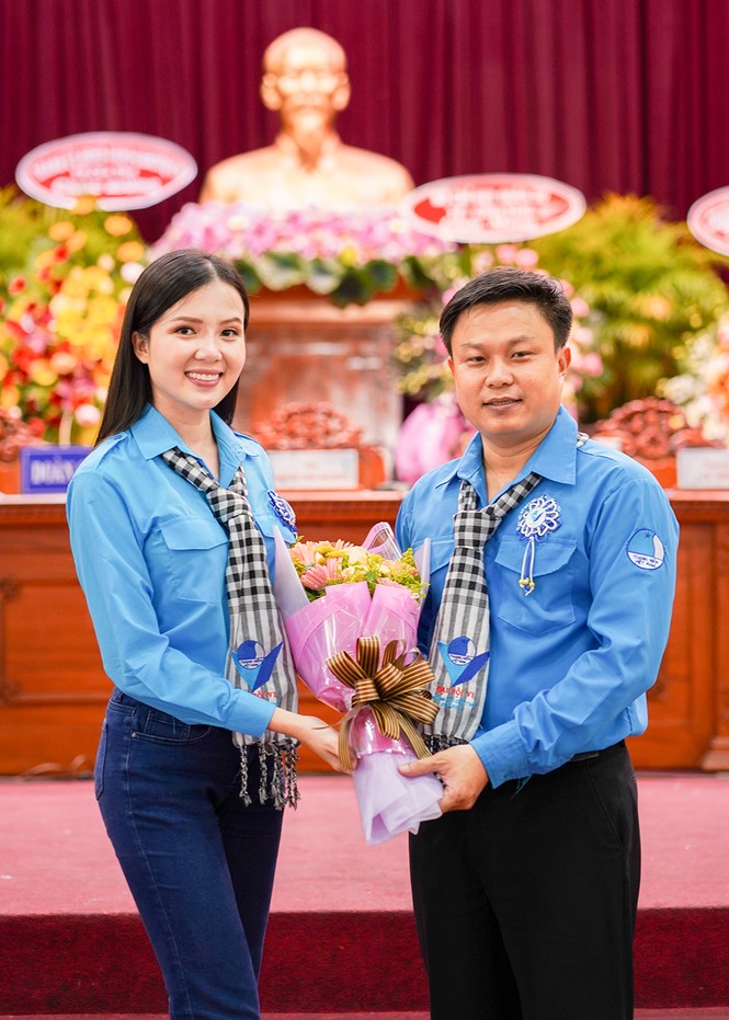 Hoa khôi Thúy Vi được bầu vào Ủy ban Hội LHTN Việt Nam TP Cần Thơ - ảnh 1