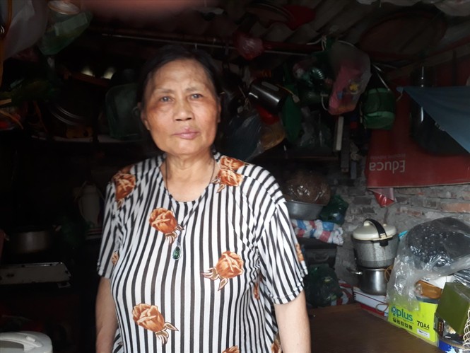 Lao xao phận ngụ cư ven sông Hồng: Chuyện ở xóm đồng nát, bốc vác - ảnh 2