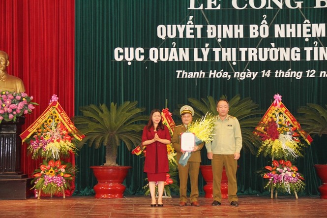 Công bố quyết định bổ nhiệm quyền Cục trưởng Cục Quản lý thị trường Thanh Hoá - ảnh 1