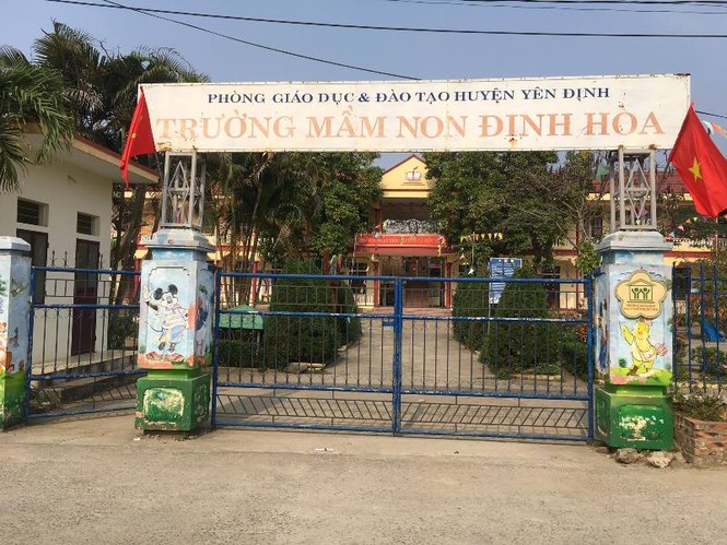 Phun khử trùng, cho học sinh nơi có bệnh nhân bị nhiễm virus corona nghỉ học - ảnh 1