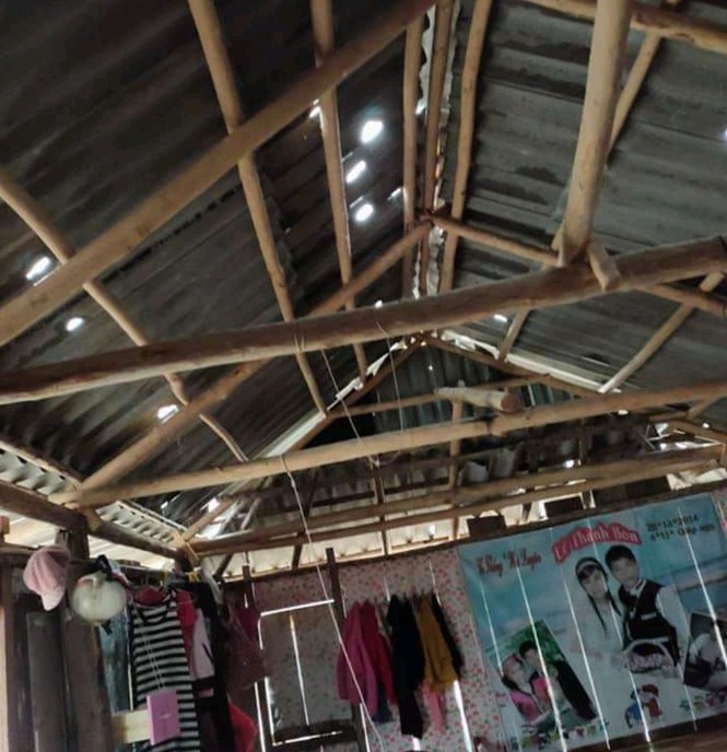 Mưa đá, dông lốc đã làm 1 người chết, gần 1.700 nhà bị hư hỏng, tốc mái - ảnh 3