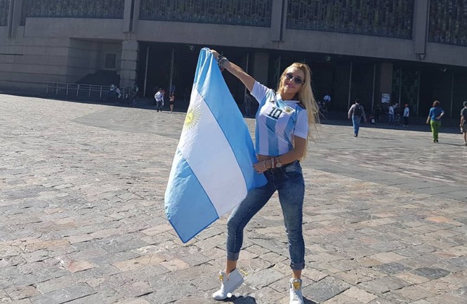 Nữ ca sĩ Argentina tung ‘ảnh nóng’ cổ vũ Messi xé lưới tuyển Pháp - ảnh 4