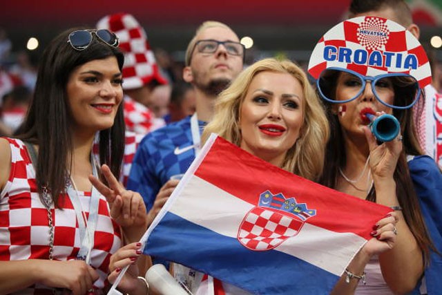 CĐV ‘vỡ òa’ hạnh phúc khi Croatia lần đầu tiên vào chung kết World Cup - ảnh 5