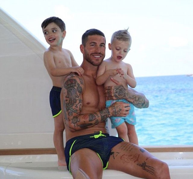 Gạt nỗi buồn World Cup, Ramos đưa gia đình đi ‘du hí’ - ảnh 4