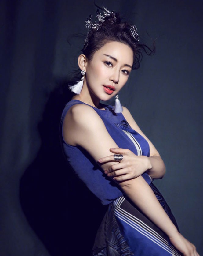 Say đắm trước nhan sắc mặn mà của