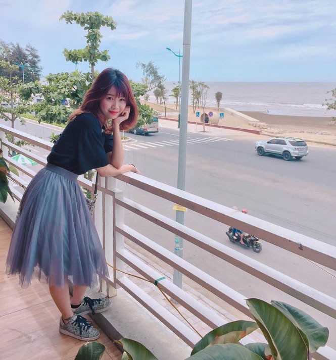 Đã mắt ngắm cô bạn gái hot girl của tuyển thủ Việt Nam - ảnh 5