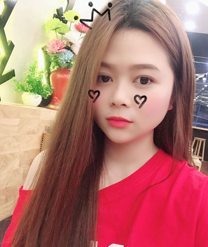 Vẻ đẹp nóng bỏng của bạn gái tuyển thủ Việt Nam - ảnh 10