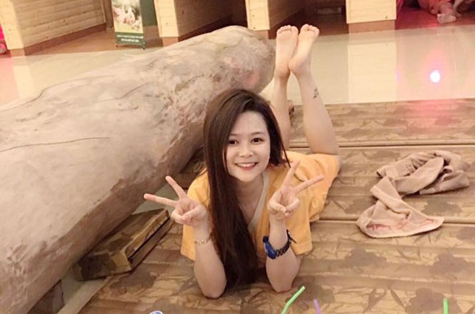 Vẻ đẹp nóng bỏng của bạn gái tuyển thủ Việt Nam - ảnh 11