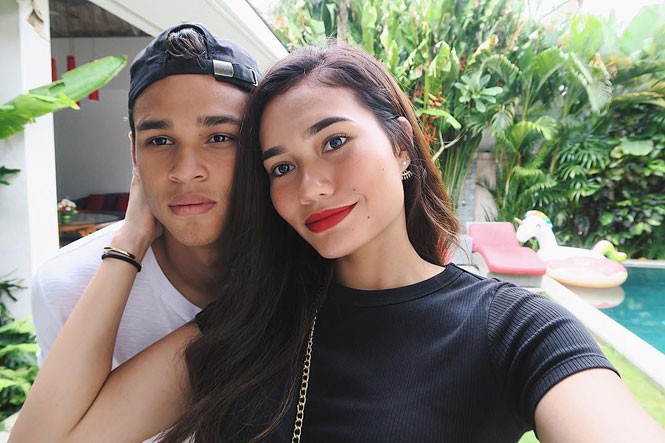 Mê mẩn trước vẻ đẹp của nàng WAG ‘hot’ nhất ĐT Singapore - ảnh 1
